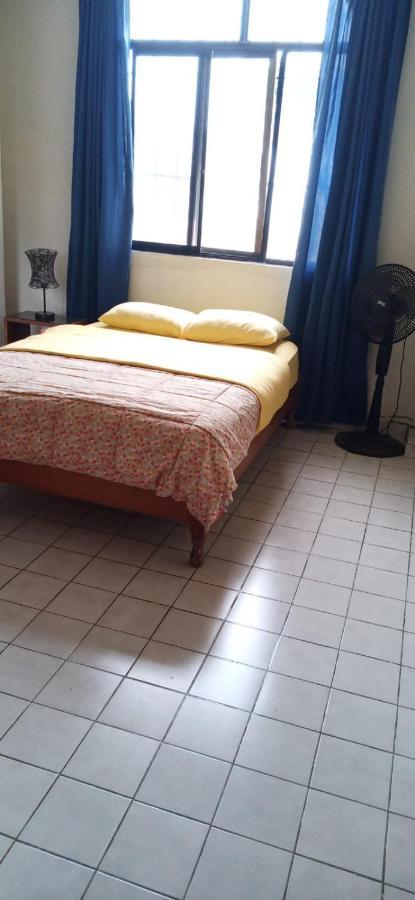 Hostal Iberia Talara Extérieur photo